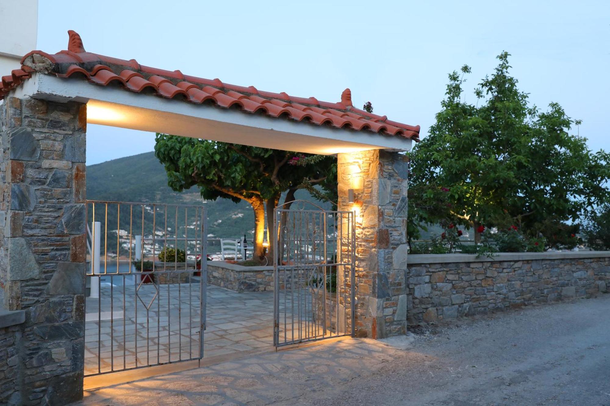 Tsoukalaria Studios Bandar Skopelos Luaran gambar